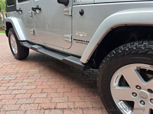 Used 2008 Jeep Wrangler Unlimited Sahara w/ Dual Top Group image 54