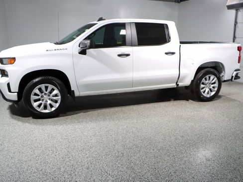 Used 2021 Chevrolet Silverado 1500 Custom image 10