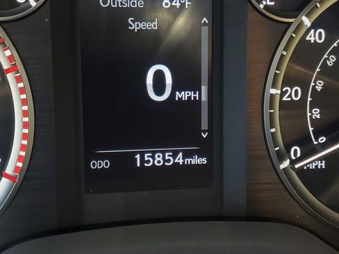 Used 2023 Lexus GX 460 Premium image 24