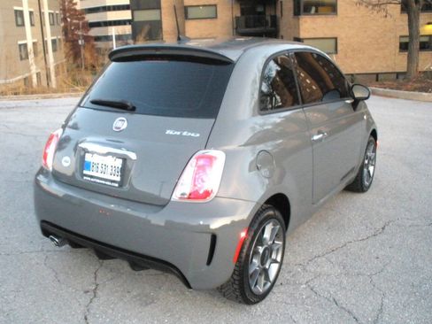 Used 2019 FIAT 500 Pop image 10