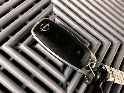 New 2025 Nissan Kicks SR w/ SR Premium Package image 14