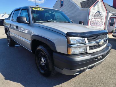 Used 2004 Chevrolet Avalanche Z71 w/ Sun And Sound Package
