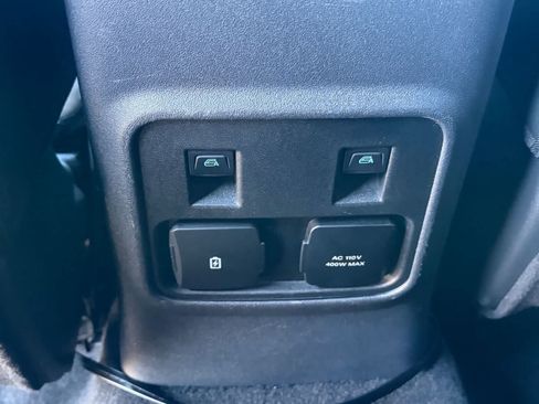 Used 2023 Ford Bronco Wildtrak AWD/4WD image 23