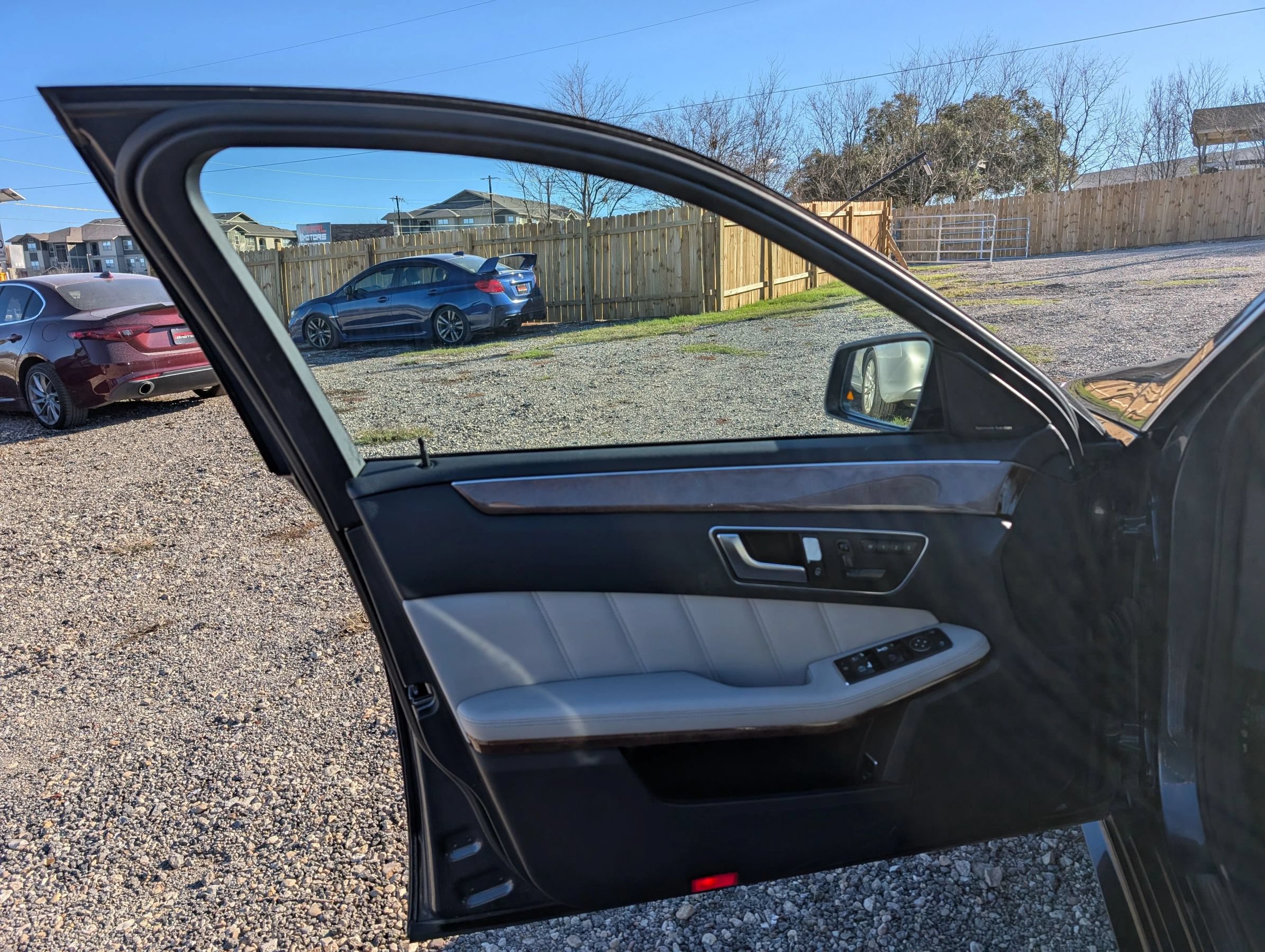 Used 2013 Mercedes-Benz E 350 Sedan image 9
