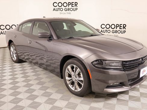 Used 2021 Dodge Charger SXT w/ Driver Convenience Group image 1