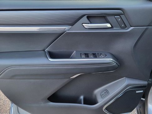 New 2026 GMC Acadia Elevation w/ Elevation Premium Package image 6