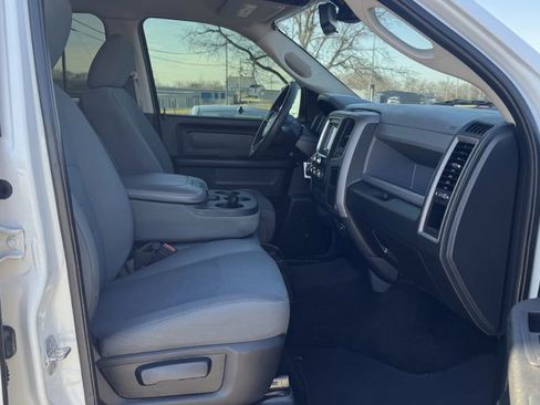 Used 2016 RAM 1500 Express image 27
