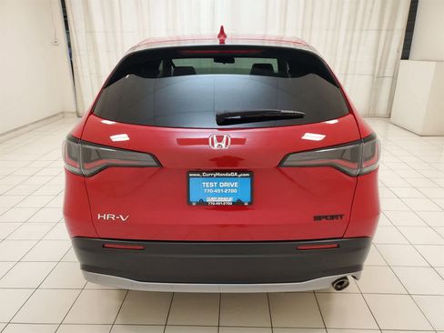 Certified 2025 Honda HR-V Sport image 27