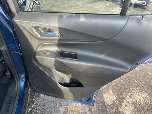 Used 2022 Chevrolet Equinox LT image 38