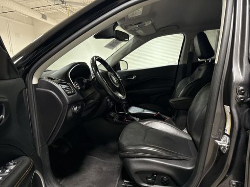 Used 2020 Jeep Compass Limited w/ Safety & Security Group AWD/4WD image 19
