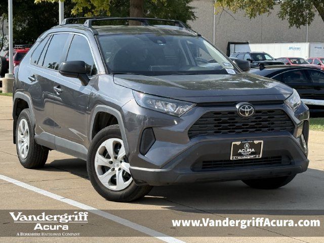 Used 2020 Toyota RAV4 LE FWD image 1