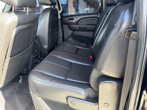 Used 2010 Chevrolet Silverado 1500 LTZ image 12