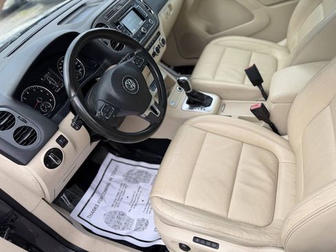 Used 2013 Volkswagen Tiguan SE FWD image 10
