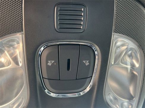 Used 2024 Jeep Compass Trailhawk image 21