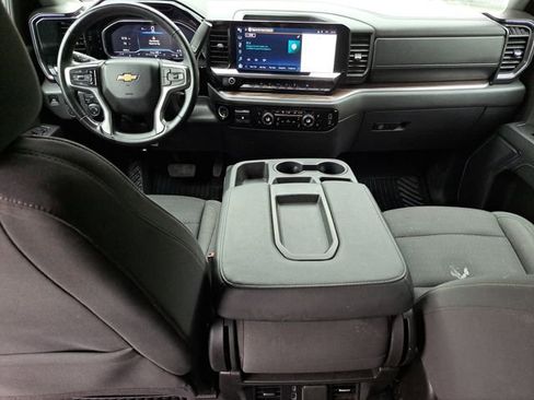 Used 2025 Chevrolet Silverado 1500 LT image 10