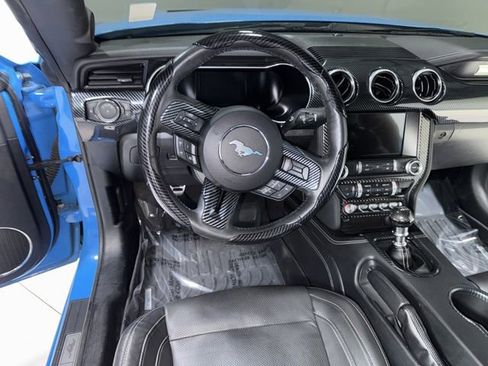 Used 2022 Ford Mustang GT Premium w/ Equipment Group 401A RWD image 15