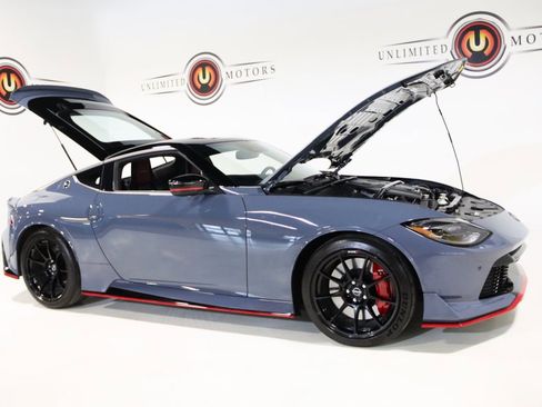 Used 2024 Nissan Z NISMO w/ Floor Mat Package image 12