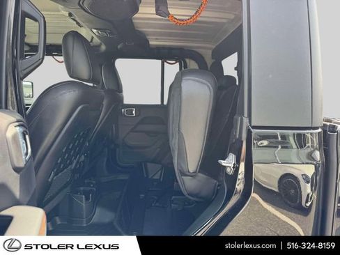 Used 2021 Jeep Gladiator Mojave AWD/4WD image 17