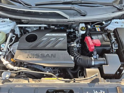 Used 2025 Nissan Rogue SV AWD/4WD image 24