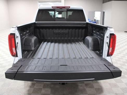 New 2026 GMC Sierra 1500 Denali w/ Denali Reserve Package AWD/4WD image 14