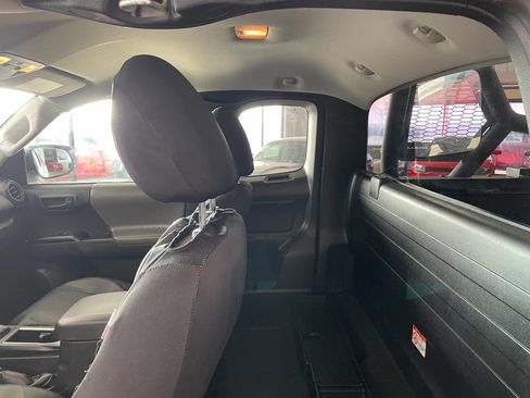 Used 2021 Toyota Tacoma SR image 22