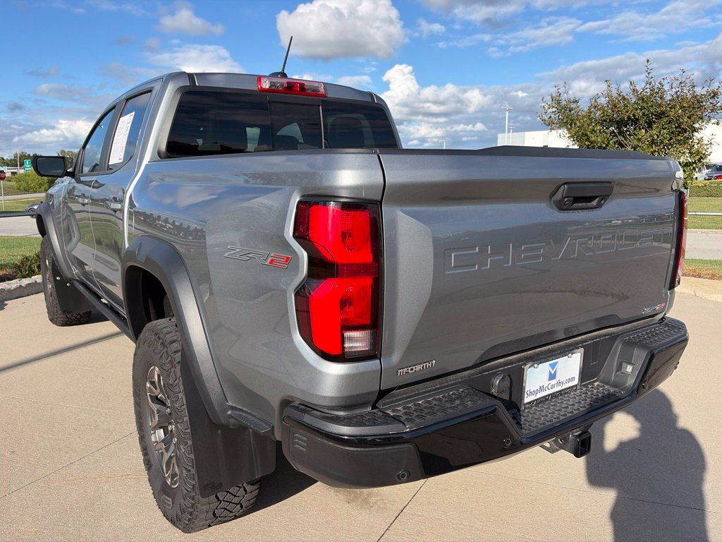 Used 2025 Chevrolet Colorado ZR2 w/ Technology Package AWD/4WD image 20