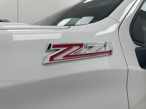 Certified 2022 Chevrolet Silverado 1500 LT Trail Boss w/ Convenience Package II AWD/4WD image 21