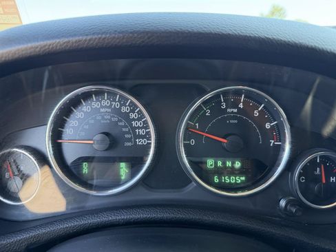 Used 2018 Jeep Wrangler Sport w/ Quick Order Package 24S AWD/4WD image 18