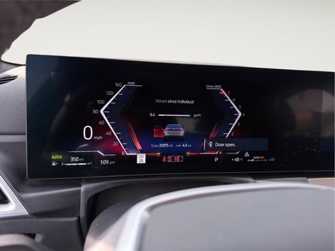 Used 2025 BMW 430i xDrive w/ Premium Package image 19