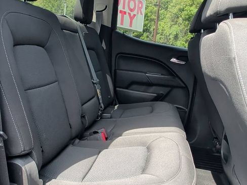 Used 2017 Chevrolet Colorado LT AWD/4WD image 15