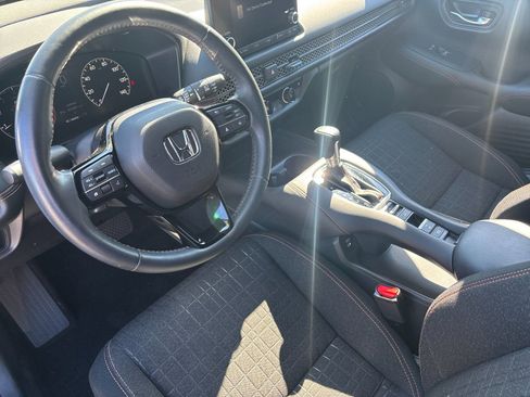 Used 2024 Honda HR-V Sport image 11