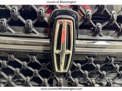 New 2026 Lincoln Navigator Black Label AWD/4WD image 12