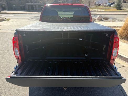 Used 2013 Nissan Frontier SV w/ SV Value Truck Pkg image 8