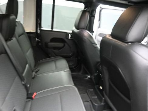 Used 2023 Jeep Wrangler Unlimited Sport AWD/4WD image 36