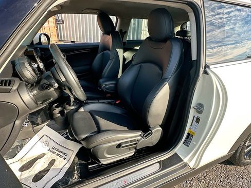 Used 2020 MINI Cooper S image 19