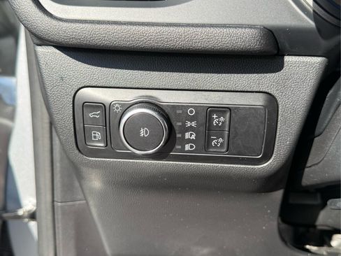 Used 2023 Ford Escape SE FWD image 21