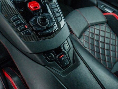 Used 2017 Lamborghini Aventador S image 53