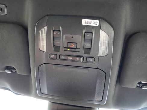 Certified 2024 Toyota Highlander XSE image 42