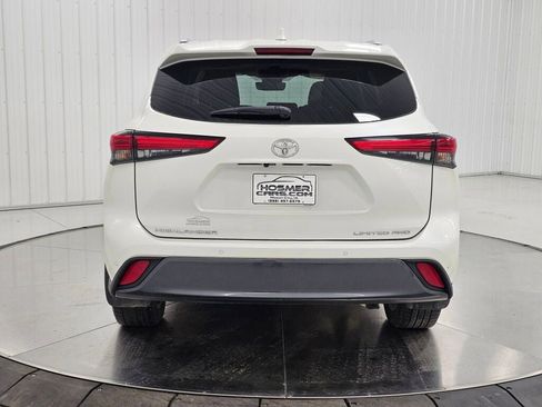 Used 2021 Toyota Highlander Limited image 38