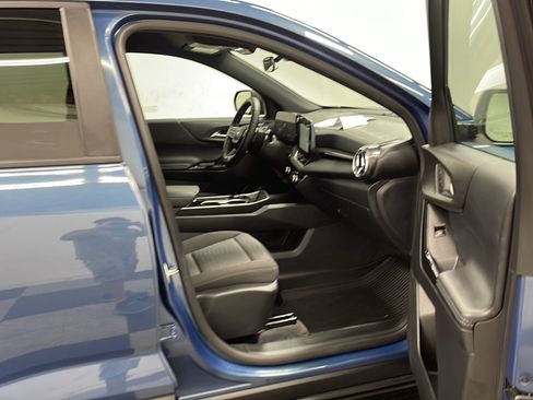 Used 2026 Chevrolet Equinox LT w/ LPO, Floor Liner Package FWD image 21