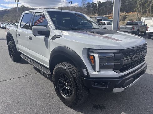 Certified 2024 Ford F150 Raptor AWD/4WD image 4