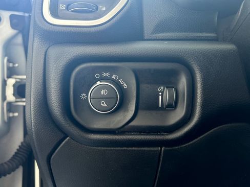 Used 2024 RAM 2500 Big Horn image 15