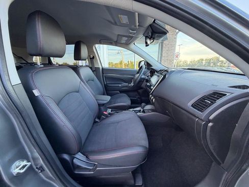 Used 2026 Mitsubishi Outlander Sport SE AWD/4WD image 22