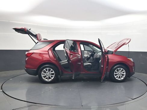 Used 2018 Chevrolet Equinox LT FWD image 51