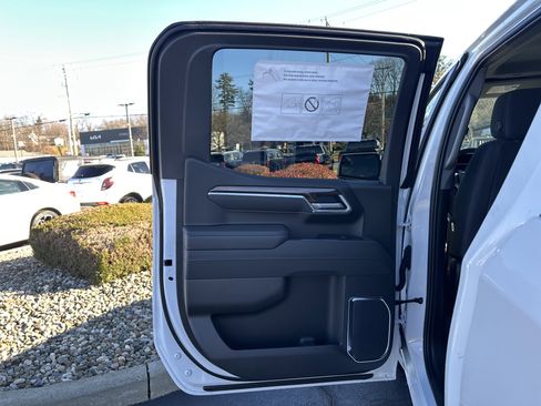 New 2026 Chevrolet Silverado 1500 LT image 27