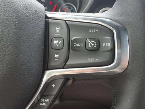 Used 2026 RAM 1500 Laramie AWD/4WD image 16