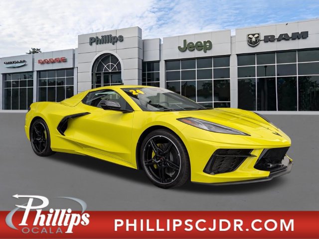 Used 2024 Chevrolet Corvette Stingray Convertible RWD image 1