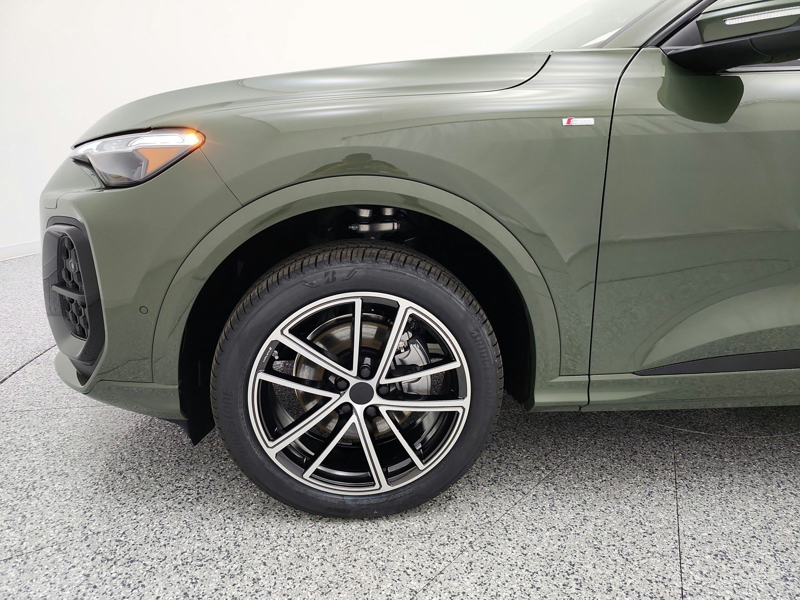 New 2026 Audi Q5 Premium Plus AWD/4WD image 13