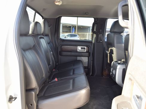 Used 2012 Ford F150 Lariat w/ Lariat Chrome Pkg image 37