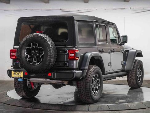 Used 2021 Jeep Wrangler Unlimited Rubicon 4xe AWD/4WD image 4